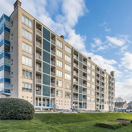 Stylish By The Seafront 米德尔克尔克