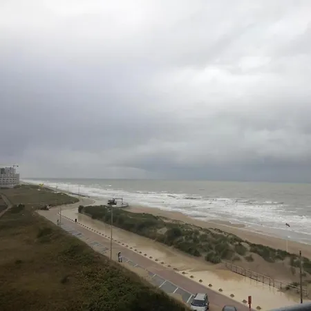 Stylish By The Seafront